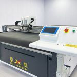 1625自动送料振刀切割机示例产品：SECY配件/刹车片/散热片/制冷设备