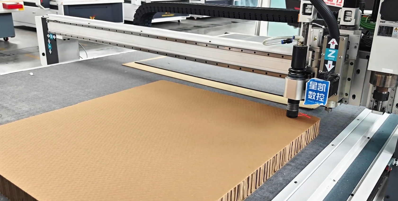 Honeycomb cardboard cutting case