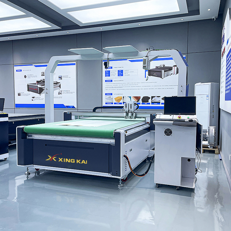 Automatic Fabric Cutting Machine for Sofa Uphol... Automatic Fabric Cutting Machine for Sofa Uphol...