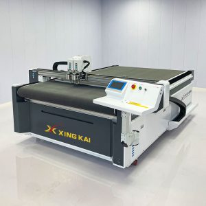 1625 Single-layer fabric vibrating knife cuttin... 1625 Single-layer fabric vibrating knife cuttin...