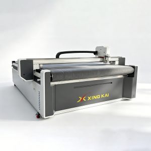 Oscillating knife cutting machine Oscillating knife cutting machine